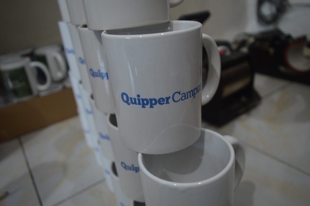 pabrik mug tangerang tempat cetak mug kampus